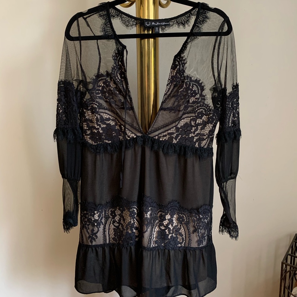 FL&L little black lace dress ⚫️